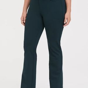 NWOT Torrid studio green ponte slacks